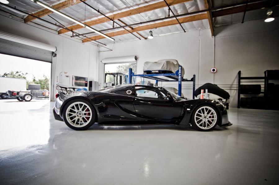  Hennessey Venom GT Spyder 2013 года  (фото 14 из 17)